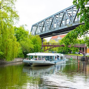 2H Green Spree Cruise Berlin product image
